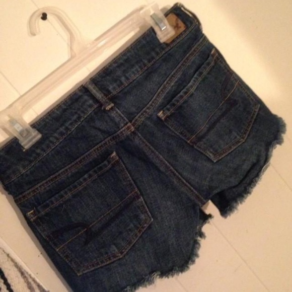 Floral American eagle outfitters jean shorts - Picture 3 of 3